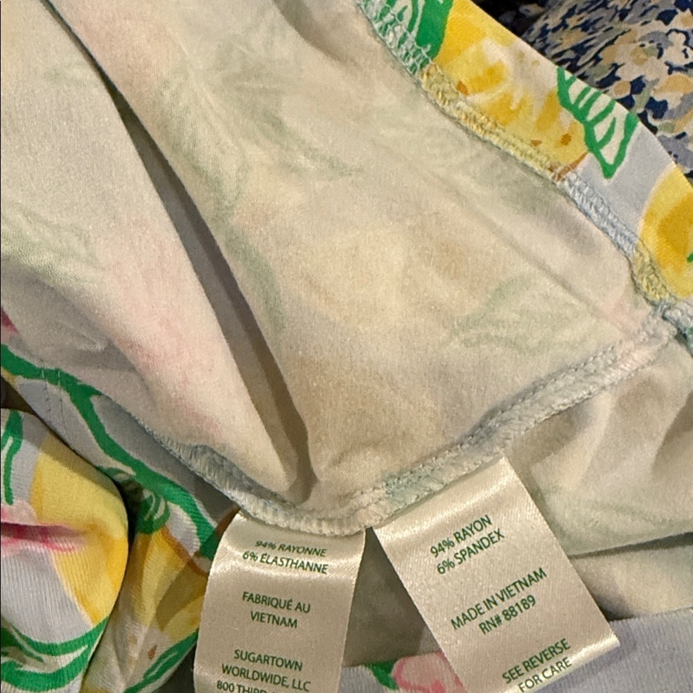 LILLY PULITZER sailynn short-sleeve romper in bluette make lemonade Large NWT - Picture 10 of 10